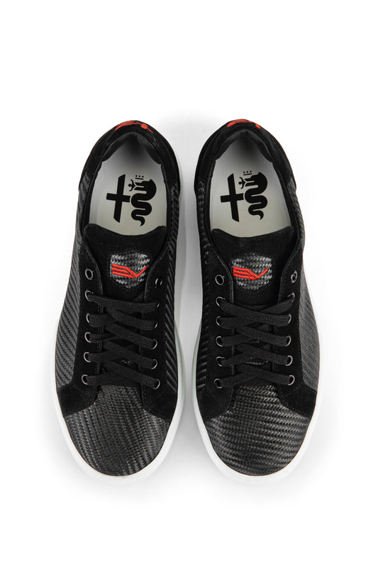 Carbon sneaker
